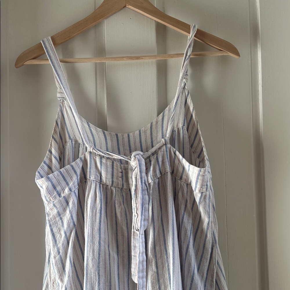 XiRENA Rumi Maxi Dress - Picture 4 of 5